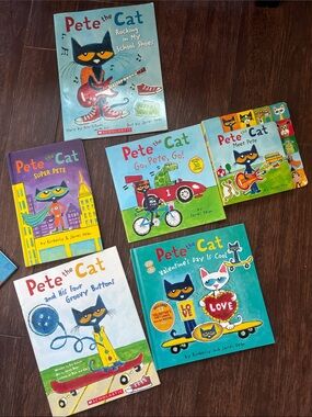 Scholastic Pete the Cat Book Set